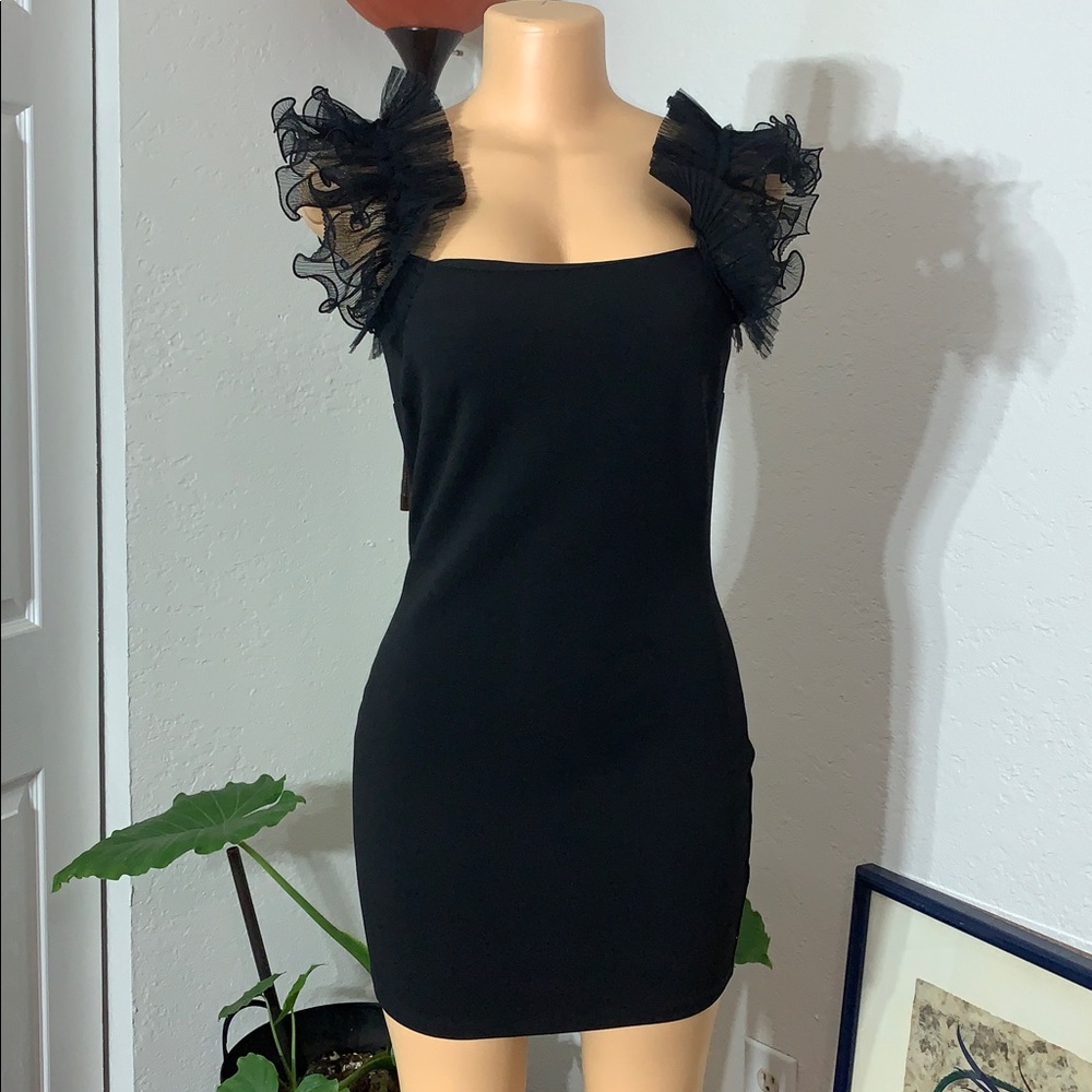 Chic Black Ruffle Sleeve Mini Dress - Picture 4 of 10